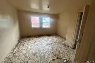 3716 Oregon Ave, Saint Louis, MO 63118 - Photo 2