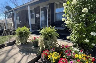 10225 Castle Dr, Saint Louis, MO 63136 - Photo 2