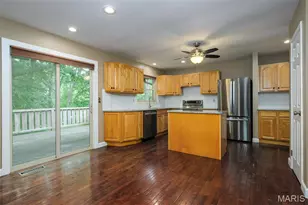 7156 Becker Rd, Saint Louis, MO 63129 - Photo 10