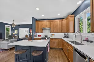 366 W Point Ct, Saint Louis, MO 63130 - Photo 22