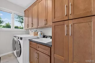 366 W Point Ct, Saint Louis, MO 63130 - Photo 26