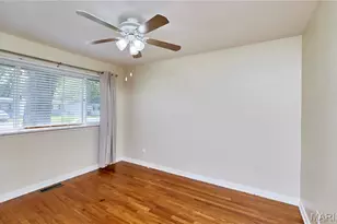 195 Grenoble Ln, Florissant, MO 63033 - Photo 24