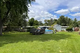 195 Grenoble Ln, Florissant, MO 63033 - Photo 2