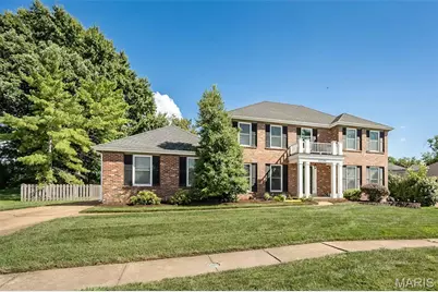 15706 Heathercroft Drive, Chesterfield, MO 63017 - Photo 4
