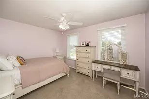 15706 Heathercroft Dr, Chesterfield, MO 63017 - Photo 38