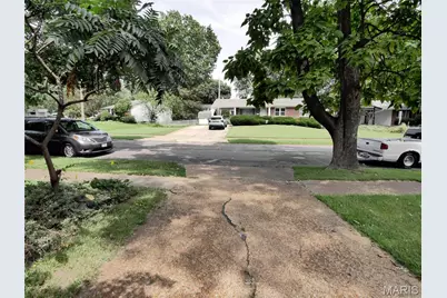 2020 Yaqui Drive, Florissant, MO 63031 - Photo 30