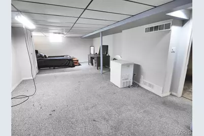 2020 Yaqui Drive, Florissant, MO 63031 - Photo 18