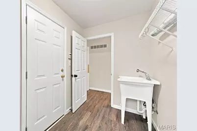 12179 Rule Place Lane, Maryland Heights, MO 63043 - Photo 22