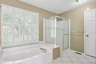 239 Lansbrooke Dr, Chesterfield, MO 63005 - Photo 24
