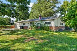 2952 New Castle Dr, Florissant, MO 63033 - Photo 28