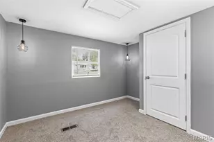 301 9th St, Park Hills, MO 63601 - Photo 18