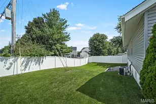 1 Oak Valley Dr, Saint Peters, MO 63376 - Photo 28