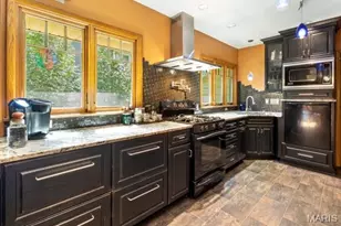 451 Lee Ave, Webster Groves, MO 63119 - Photo 10