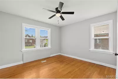 8738 Partridge Avenue, Saint Louis, MO 63147 - Photo 18