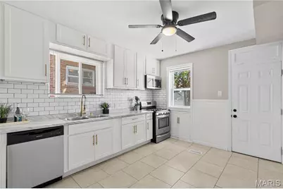 8738 Partridge Avenue, Saint Louis, MO 63147 - Photo 12