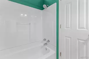 1520 Bredell Ave, Saint Louis, MO 63117 - Photo 20