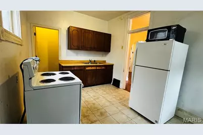 4270 Wyoming Street, Saint Louis, MO 63116 - Photo 12
