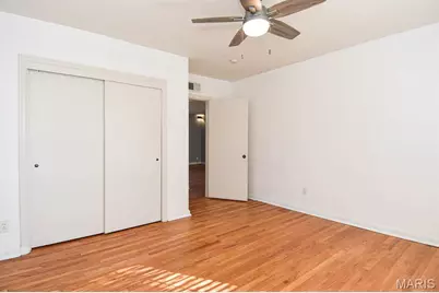 8154 Whitburn Avenue #2W, Saint Louis, MO 63106 - Photo 16