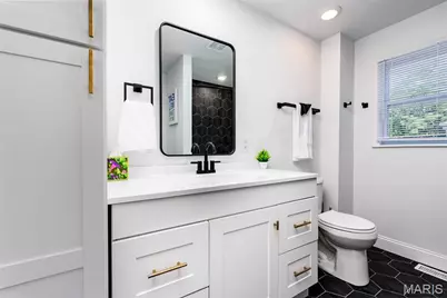 1326 Graham Street, Saint Louis, MO 63139 - Photo 12