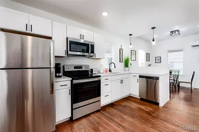 4350 Fairview Avenue, Saint Louis, MO 63116 - Photo 12