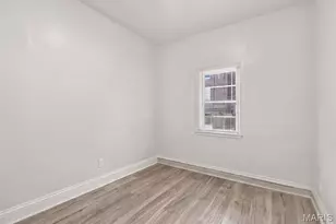 2037 Maury Ave, Saint Louis, MO 63110 - Photo 24