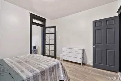 2037 Maury Avenue, Saint Louis, MO 63110 - Photo 22