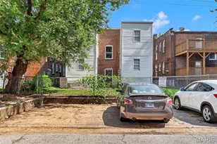 2037 Maury Ave, Saint Louis, MO 63110 - Photo 4
