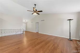 215 Old Chesapeake Dr, Wentzville, MO 63385 - Photo 8