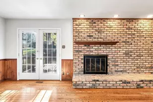 1949 Roth Dr, Saint Louis, MO 63131 - Photo 4