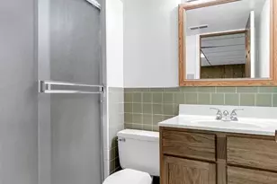 1949 Roth Dr, Saint Louis, MO 63131 - Photo 32