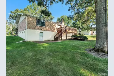 1949 Roth Drive, Saint Louis, MO 63131 - Photo 40