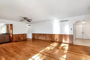 1949 Roth Dr, Saint Louis, MO 63131 - Photo 6