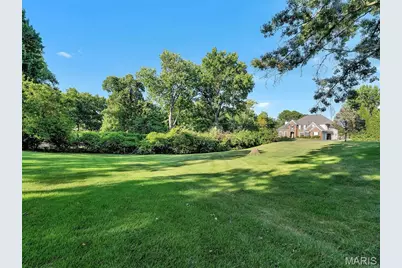 1949 Roth Drive, Saint Louis, MO 63131 - Photo 42