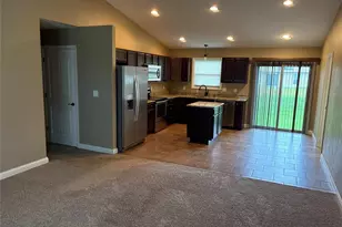 465 Honeysuckle Creek Dr, Wentzville, MO 63385 - Photo 2