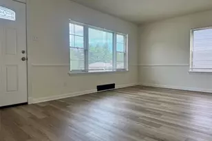 2516 Center Ave, Jennings, MO 63136 - Photo 6