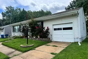 2516 Center Ave, Jennings, MO 63136 - Photo 2