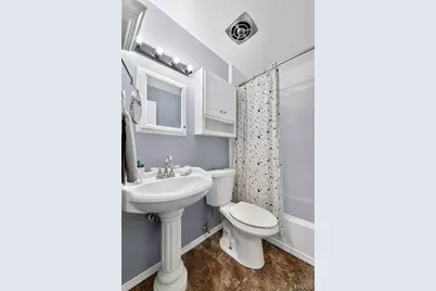2871 Sugar Tree Lane, Maryland Heights, MO 63043 - Photo 18