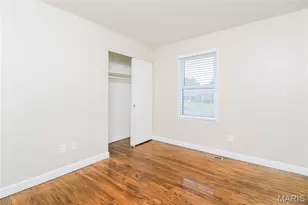 1030 Lees Ln, Florissant, MO 63031 - Photo 10