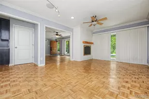 200 Tanglewood Dr, Ladue, MO 63124 - Photo 14