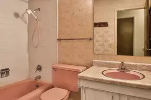 208 Fawn Meadows Dr, Ballwin, MO 63011 - Photo 20