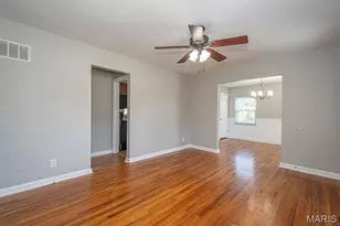 9251 Southview Ln, Saint Louis, MO 63123 - Photo 10