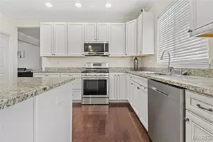 1625 Emerald Creek Dr, Florissant, MO 63031 - Photo 16