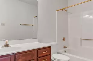 8831 Gladlea Dr, Sunset Hills, MO 63127 - Photo 48