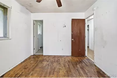 210 Connolly Drive, Saint Louis, MO 63135 - Photo 8