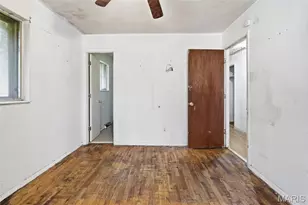 210 Connolly Dr, Saint Louis, MO 63135 - Photo 8