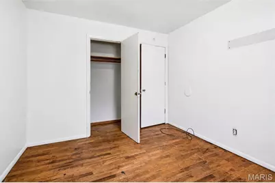 210 Connolly Drive, Saint Louis, MO 63135 - Photo 10