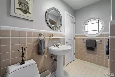 7006 Christopher Drive, Oakville, MO 63129 - Photo 28