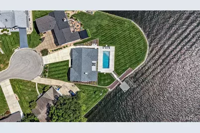 22 Harbor Point Court, Lake Saint Louis, MO 63367 - Photo 4