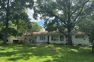 247 Geremma Dr, Ballwin, MO 63011 - Photo 8