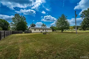 30301 Peach Blossom Ln, Lebanon, MO 65536 - Photo 48